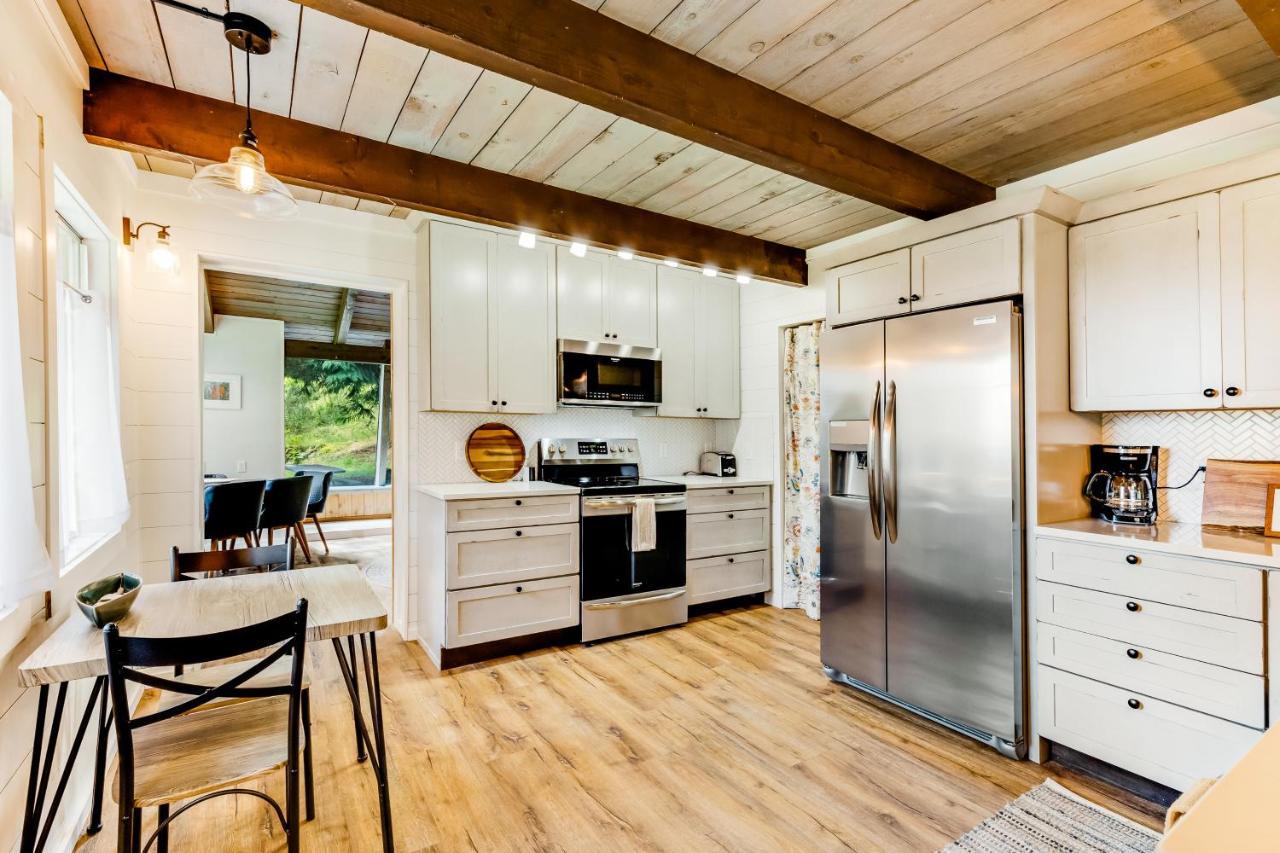Tall Cedars Cabin By The Water Eastsound Exterior foto
